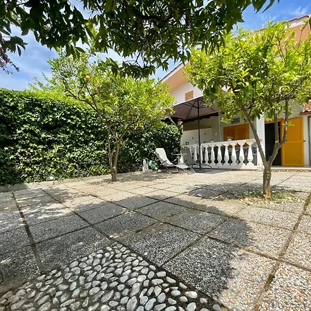 Villino Marechiaro - A Due Passi Dal Mare Holiday home Anzio
