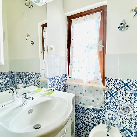 Villino Marechiaro - A Due Passi Dal Mare Holiday home *